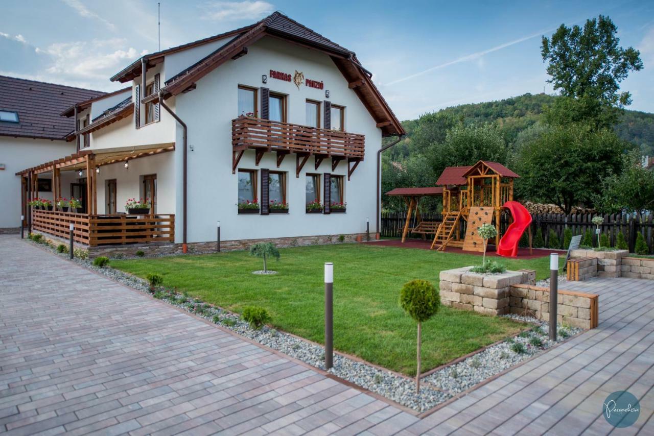 Bed and Breakfast Farkas Panzió Praid Exterior foto